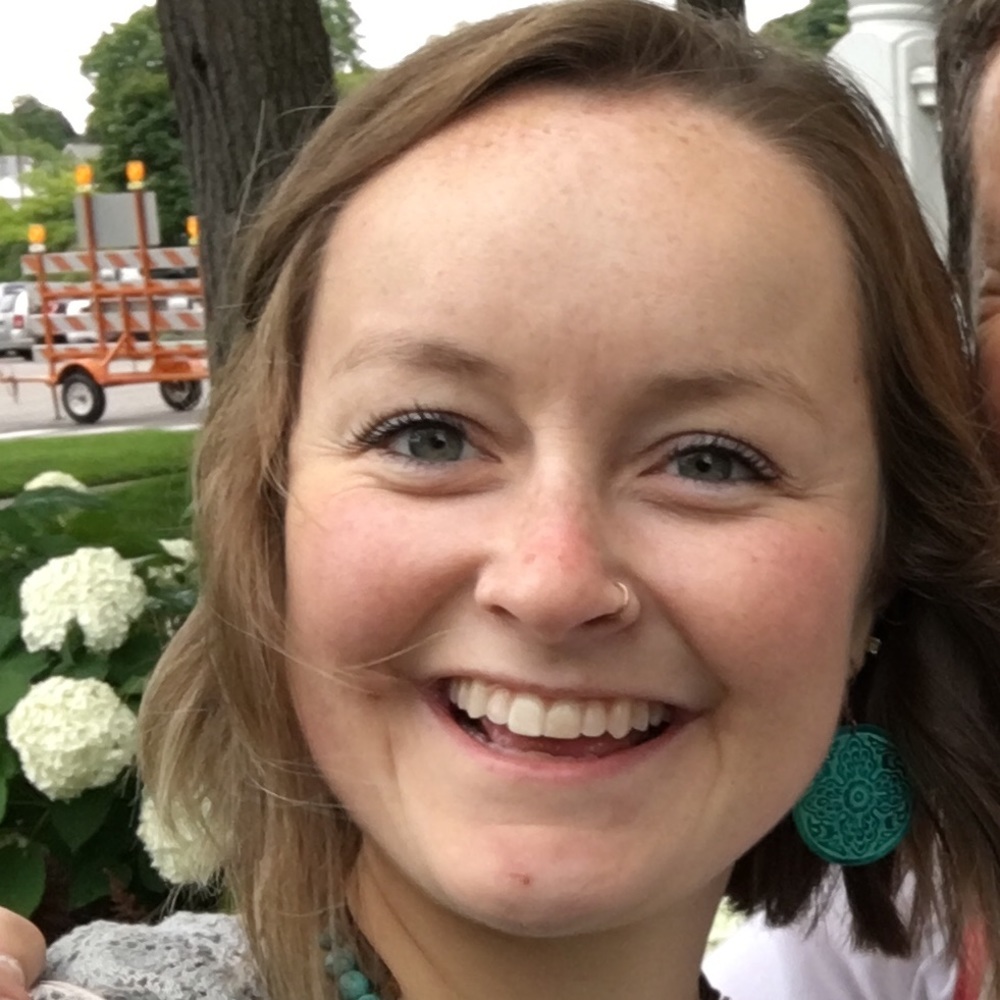 Meet your Posher, Lauren